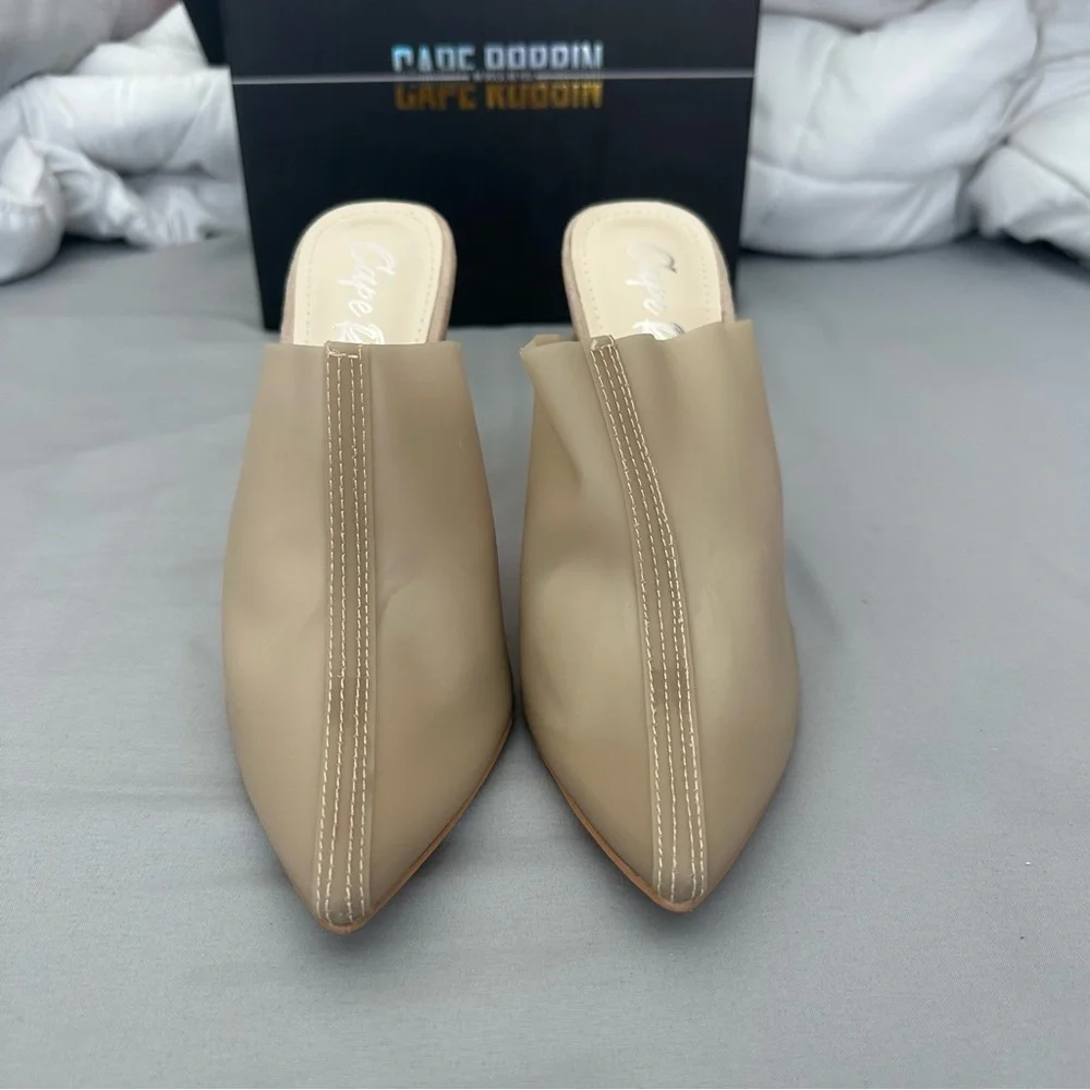 CAPE ROBBIN CARLIE WEDGE MULES